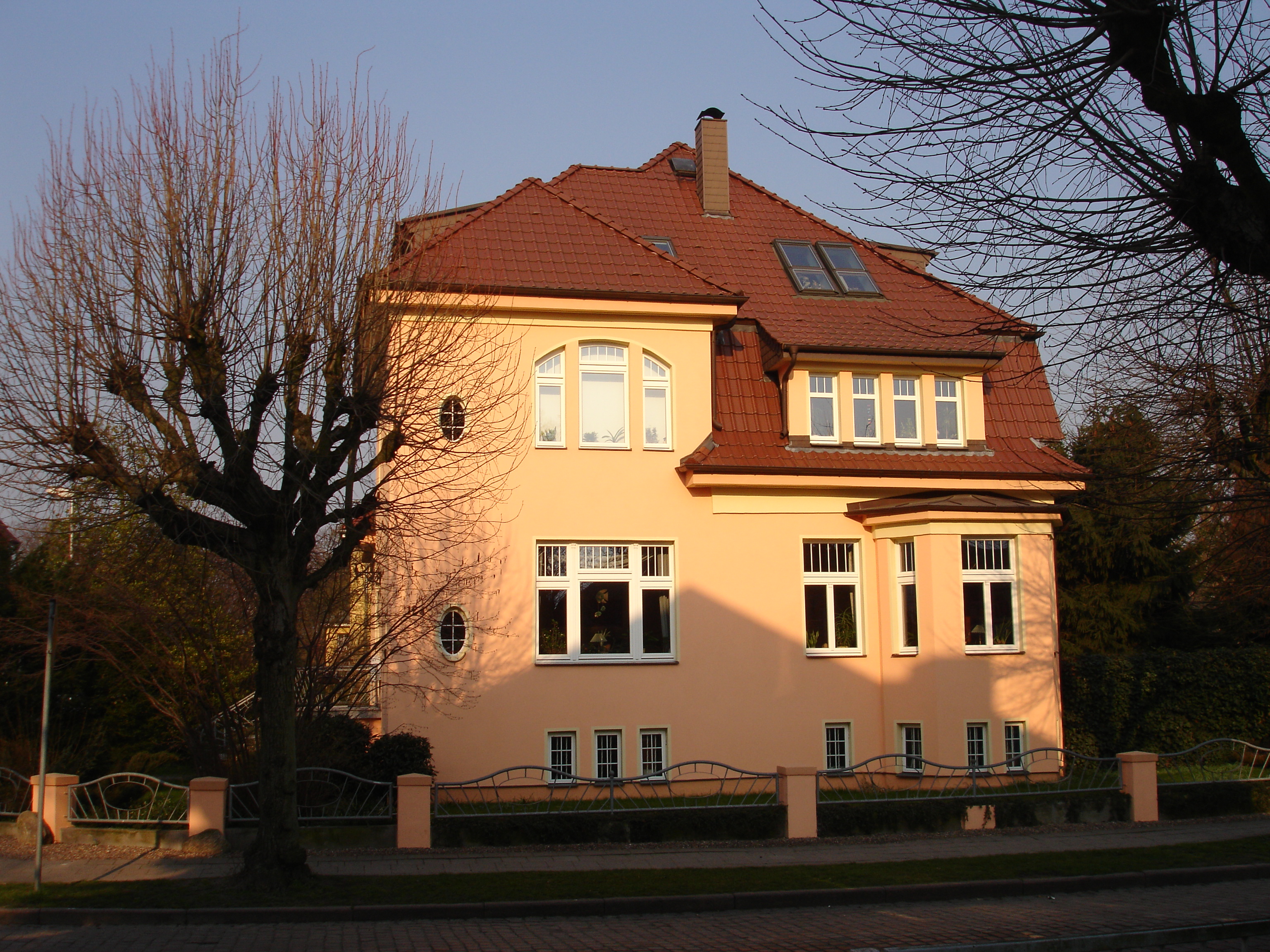 Sanierung und Instandsetzung: Villa Baujahr 1915